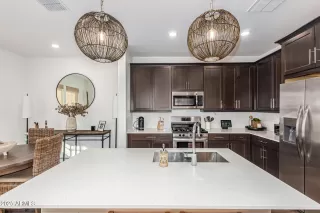 Photo #4: 6801714 Listing 