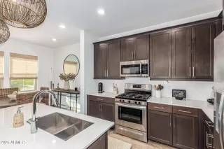 Photo #6: 6801714 Listing 