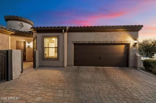 Photo #4: 6801960 Listing