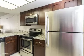 Photo #1: 6801968 Listing 