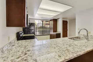 Photo #2: 6801968 Listing 