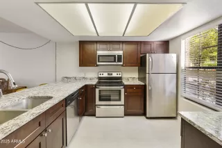 Photo #4: 6801968 Listing 