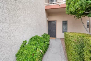 Photo #2: 6801999 Listing