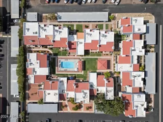 Photo #1: 6802063 Listing 