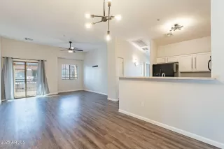 Photo #6: 6802175 Listing 