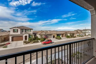 Photo #2: 6802177 Listing