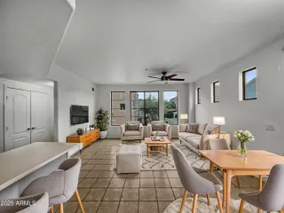 Photo #1: 6802333 Listing