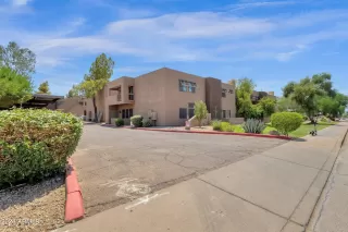 Photo #4: 6802583 Listing