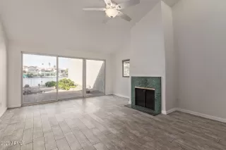 Photo #6: 6802838 Listing