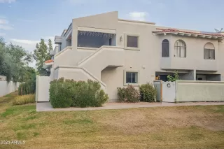 Photo #2: 6803383 Listing 