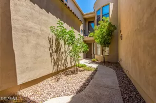 Photo #4: 6803441 Listing