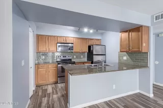 Photo #6: 6803535 Listing 