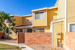 Photo #3: 6803559 Listing