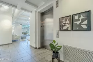 Photo #4: 6803609 Listing