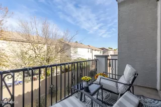 Photo #3: 6803736 Listing 