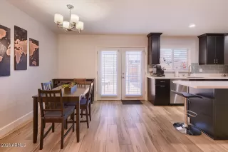 Photo #4: 6803874 Listing