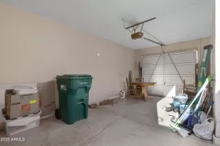 Photo #6: 6804068 Listing