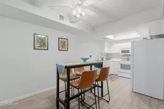 Photo #5: 6804161 Listing 