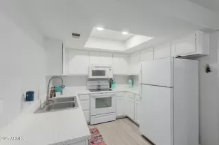 Photo #6: 6804161 Listing 