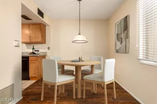 Photo #1: 6804300 Listing