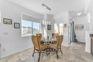 Photo #6: 6804377 Listing