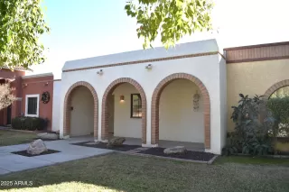 More Details about MLS # 6804547 : 431 W KNOX ROAD