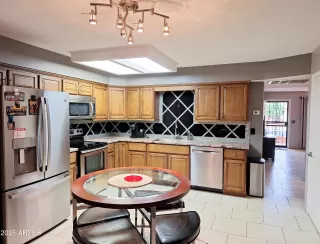 Photo #5: 6804742 Listing 