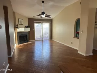 Photo #3: 6804792 Listing