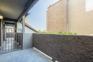 Photo #5: 6804945 Listing 