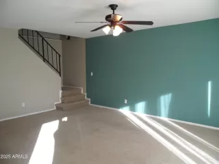 Photo #4: 6805217 Listing