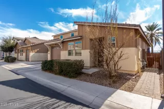 Photo #2: 6805639 Listing 