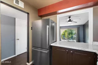 Photo #2: 6805756 Listing