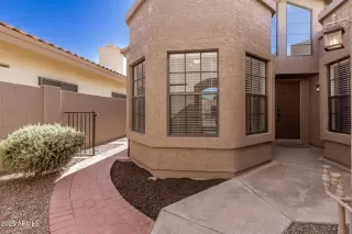 Photo #2: 6805802 Listing