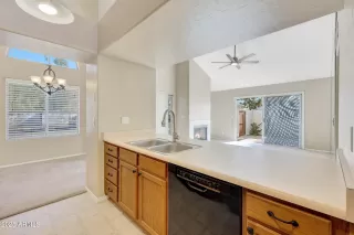 Photo #3: 6806247 Listing