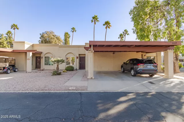 MLS: 6806281 Condo For Sale