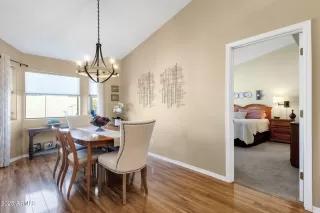 Photo #6: 6806308 Listing 