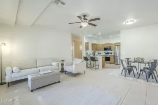 Photo #5: 6806312 Listing 