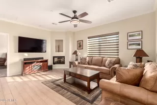 Photo #2: 6807401 Listing 