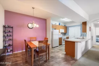 Photo #4: 6807523 Listing 