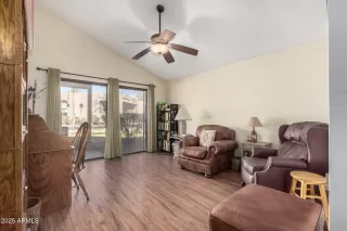 Photo #6: 6807643 Listing