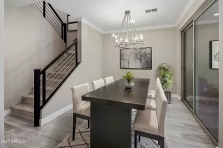 Photo #3: 6807816 Listing 