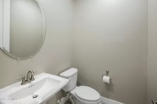 Photo #6: 6807816 Listing 