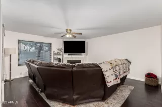 Photo #5: 6808169 Listing 