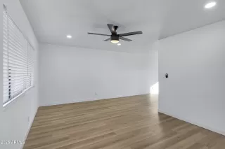 Photo #4: 6808417 Listing