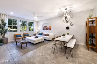 Photo #2: 6808474 Listing