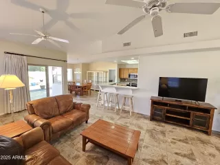 Photo #5: 6808554 Listing