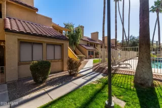 Photo #4: 6808996 Listing