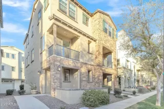 Photo #3: 6809182 Listing 