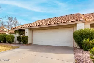 Photo #5: 6809333 Listing