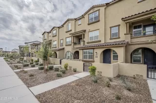 Photo #2: 6809354 Listing 